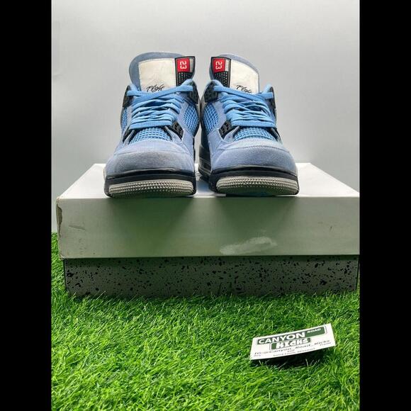 Jordan 4 Retro University Blue Size 10.5 - Picture 2 of 8